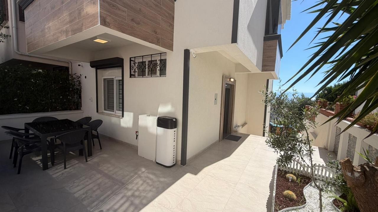 🌅Luxury Renovated Sea View Villa for Sale in Ladies Beach, Kuşadası🏡