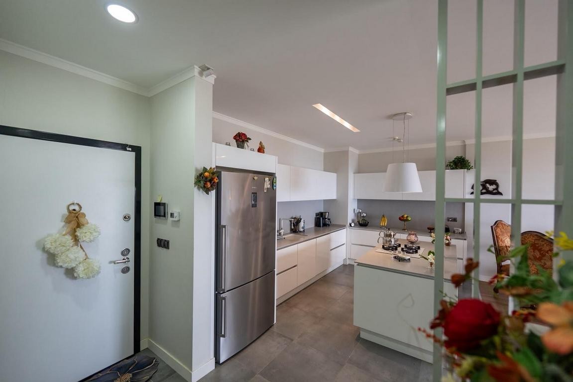 LUXURY 3-BEDROOM APARTMENT WITH SEA VIEWS IN LADIES BEACH | KUŞADASI