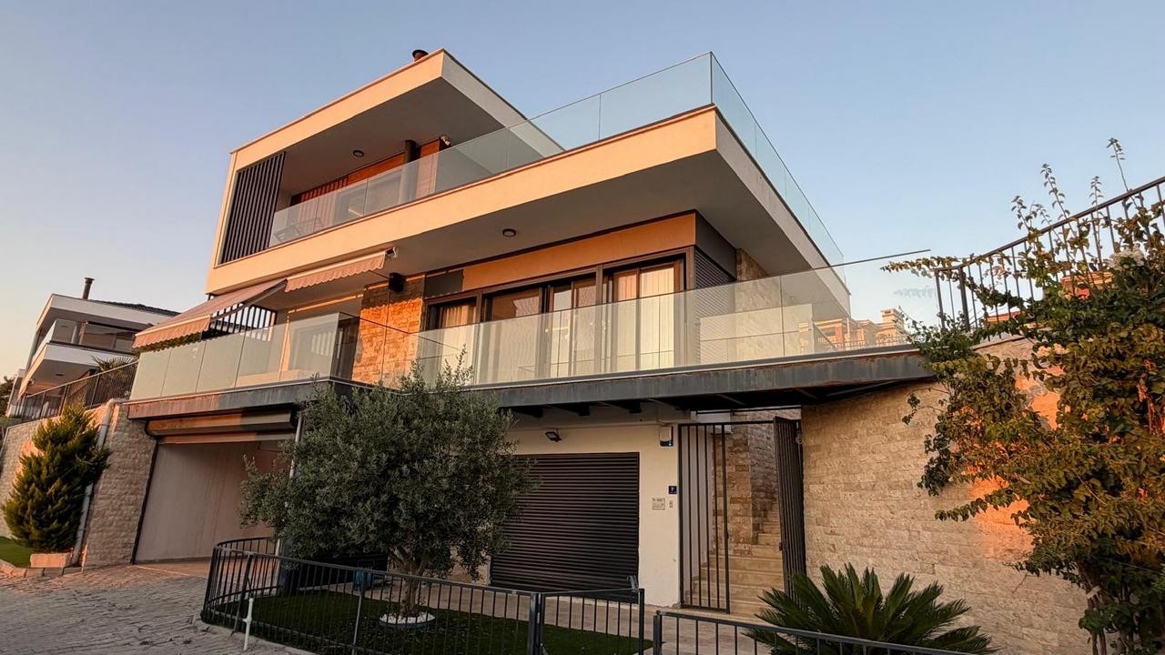 Exclusive Contemporary Villa with Panoramic Sea Views in Soğucak, Kuşadası