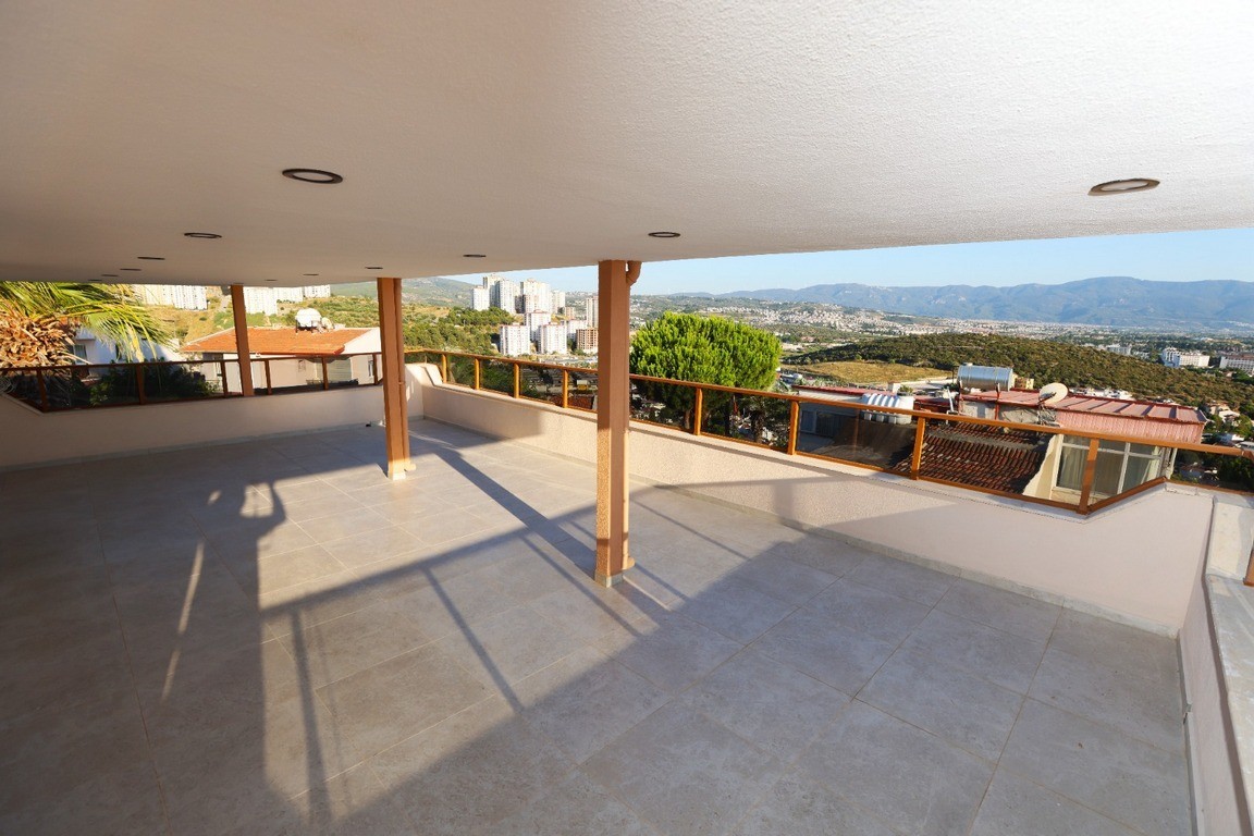 PRESTIGIOUS 6+1 VILLA WITH PANORAMIC SEA VIEWS & DIRECT POOL ACCESS | YAVANSU, KUŞADASI
