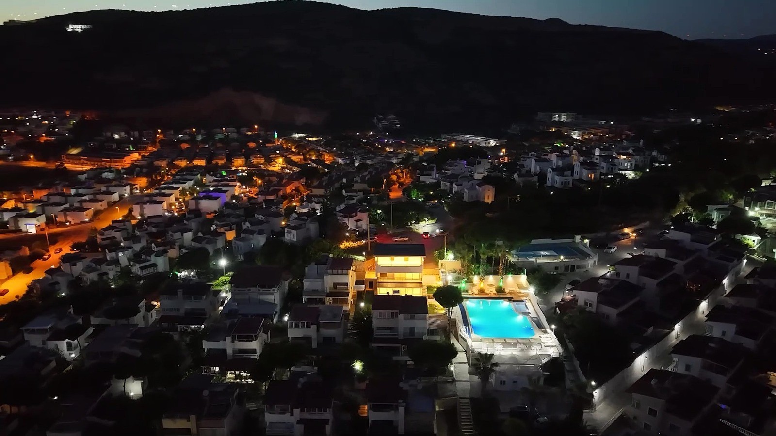 PRESTIGIOUS 6+1 VILLA WITH PANORAMIC SEA VIEWS & DIRECT POOL ACCESS | YAVANSU, KUŞADASI