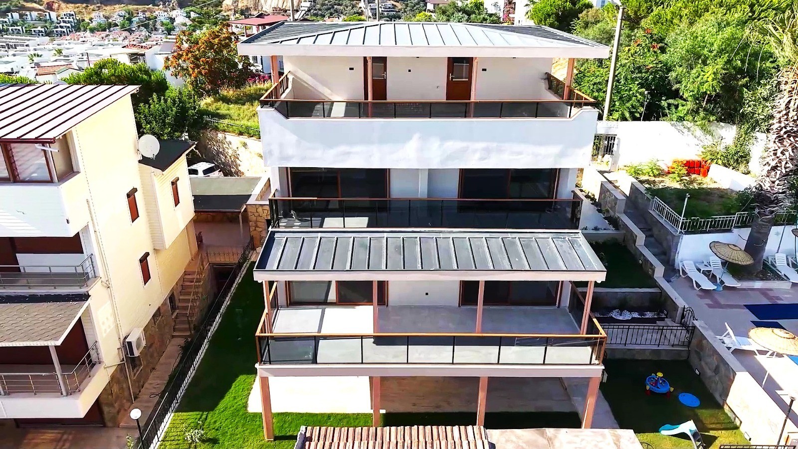 PRESTIGIOUS 6+1 VILLA WITH PANORAMIC SEA VIEWS & DIRECT POOL ACCESS | YAVANSU, KUŞADASI