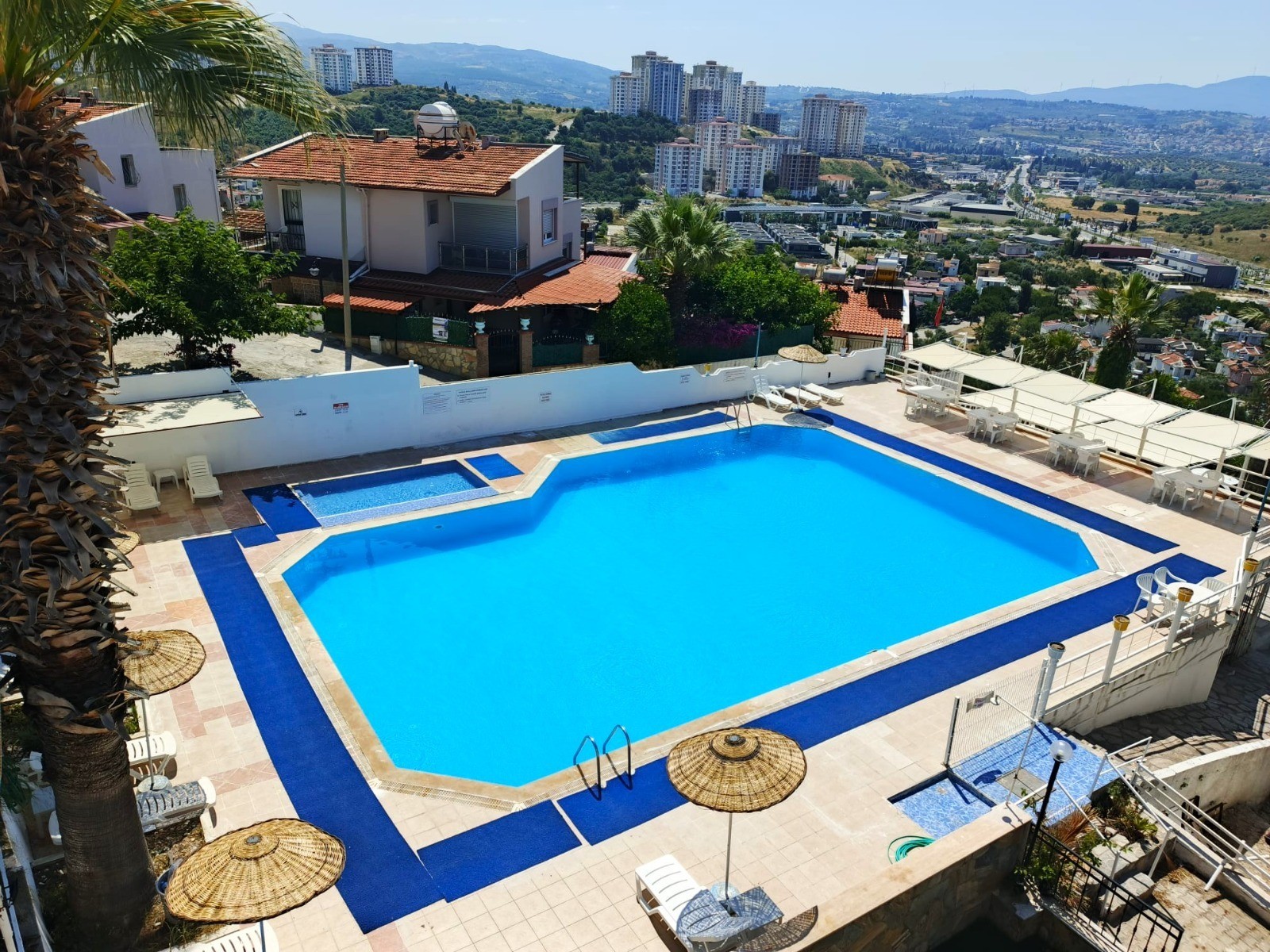 PRESTIGIOUS 6+1 VILLA WITH PANORAMIC SEA VIEWS & DIRECT POOL ACCESS | YAVANSU, KUŞADASI