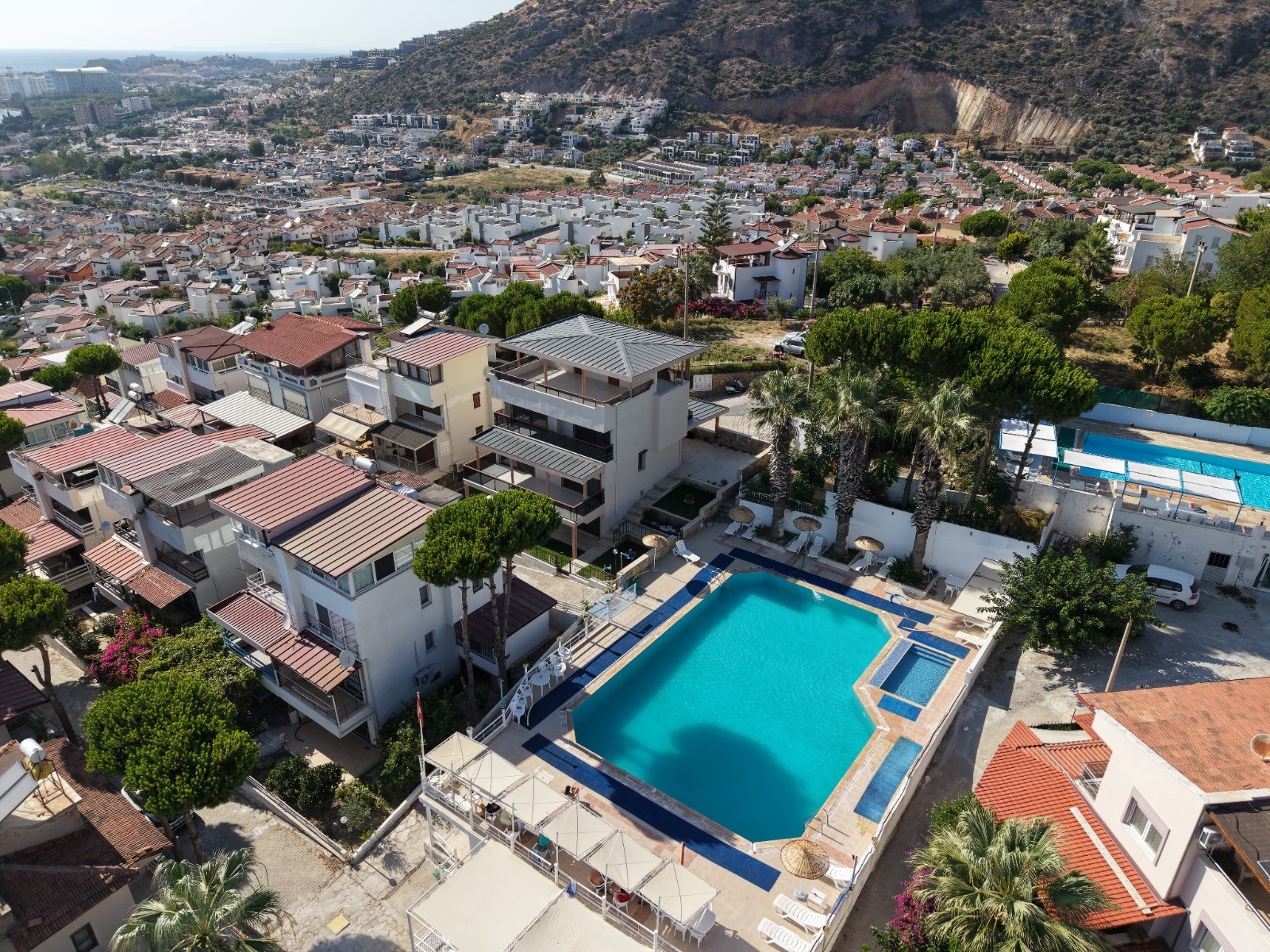 PRESTIGIOUS 6+1 VILLA WITH PANORAMIC SEA VIEWS & DIRECT POOL ACCESS | YAVANSU, KUŞADASI
