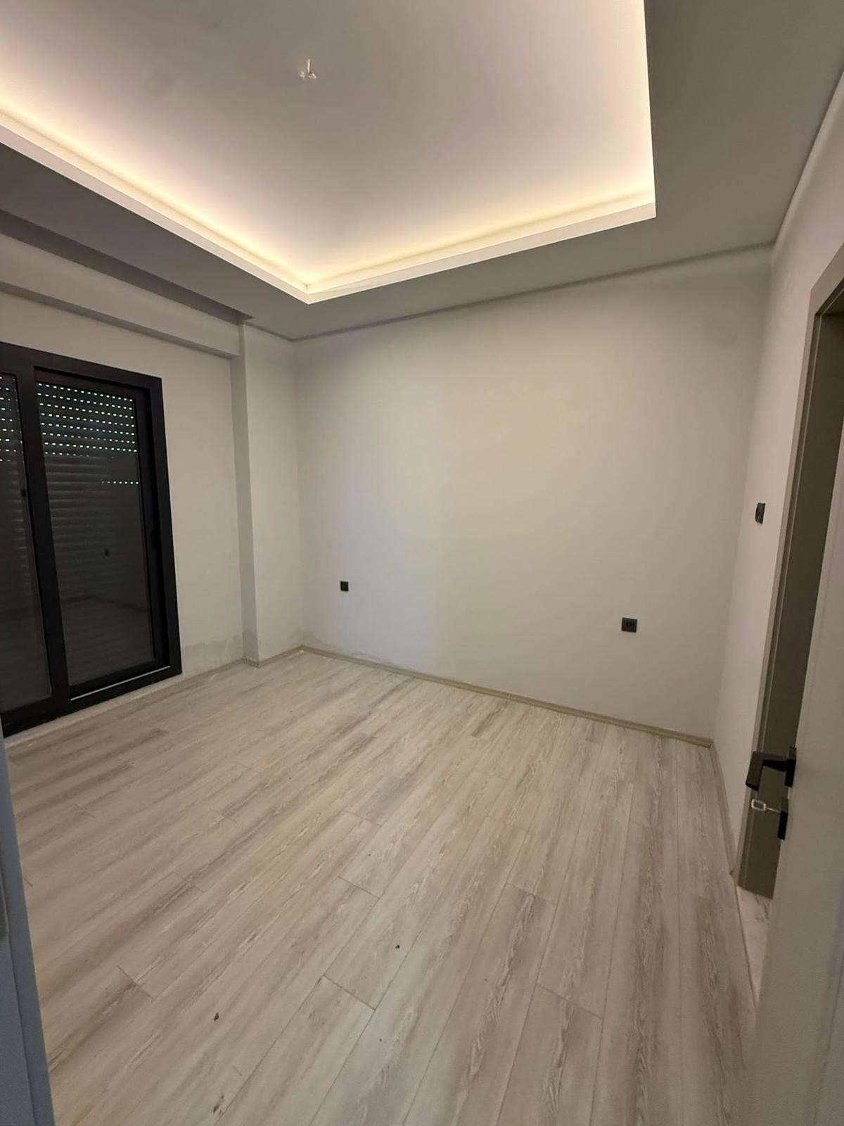FOR SALE IN KUŞADASI | PRIVATE GARDEN 2+1 | 75 SQM | 50 SQM GARDEN & TERRACE | INDOOR & OUTDOOR POOLS