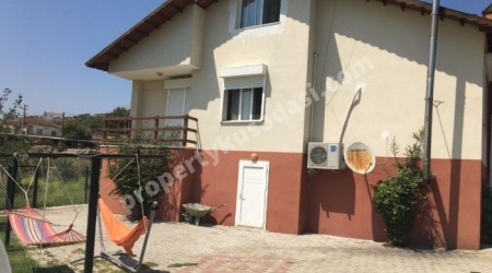 ДОМ С ЧАСТНЫМ САДОВЫМ УЧАСТКОМ ПЛОЩАДЬЮ 2340 М2 В КУШАДАСЫ.