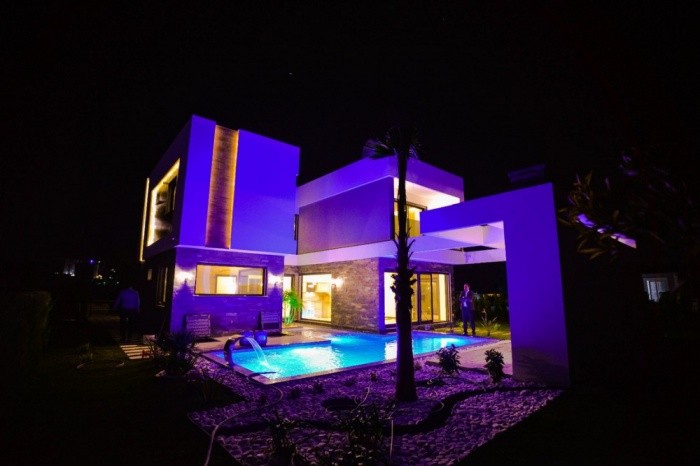 Luxury Detached Villas With Private Pool