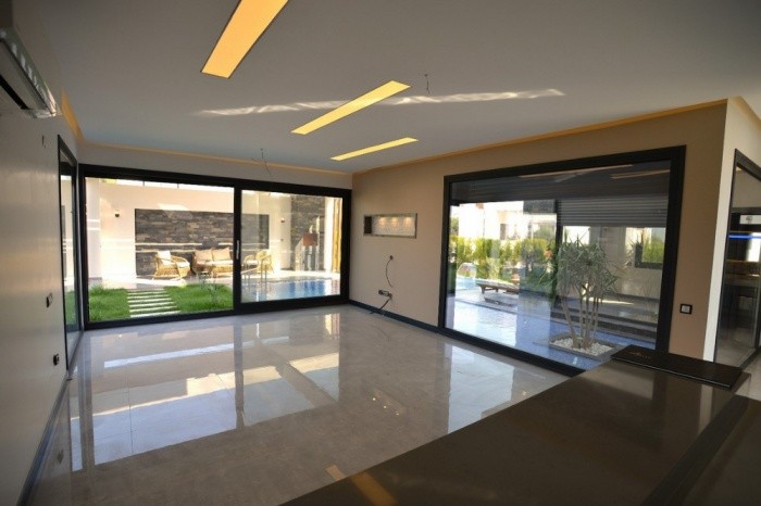 Luxury Detached Villas With Private Pool