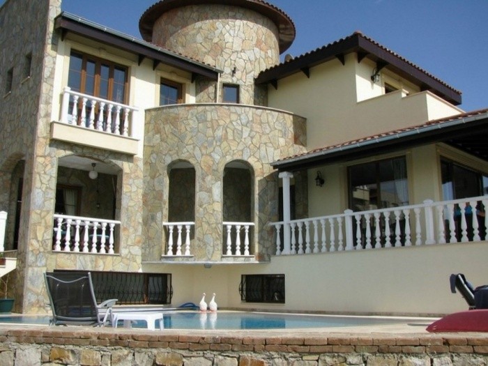 Detached Luxury Villa with Private Pool in Kusadasi Sogucak