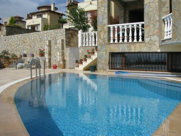 Detached Luxury Villa with Private Pool in Kusadasi Sogucak