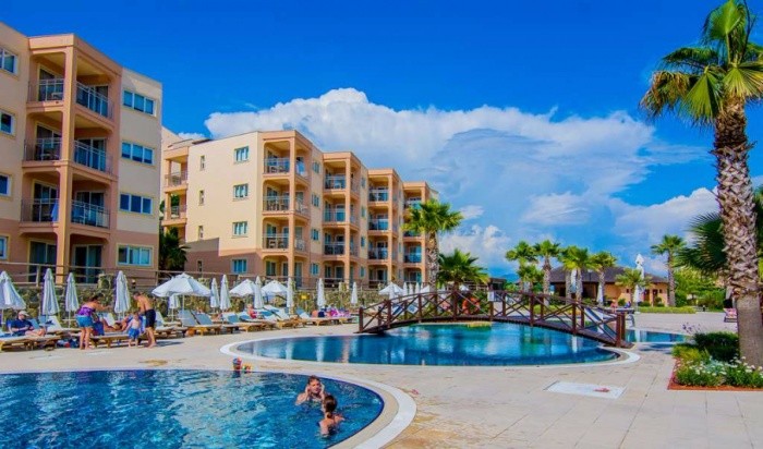 2 Bed Furnished Apartment in Golf & Spa Resort Kusadasi