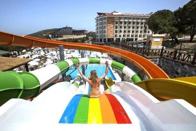 Luxury Fully Furnished 1 Bedroomed Apartment in Ramada Resort Kusadasi