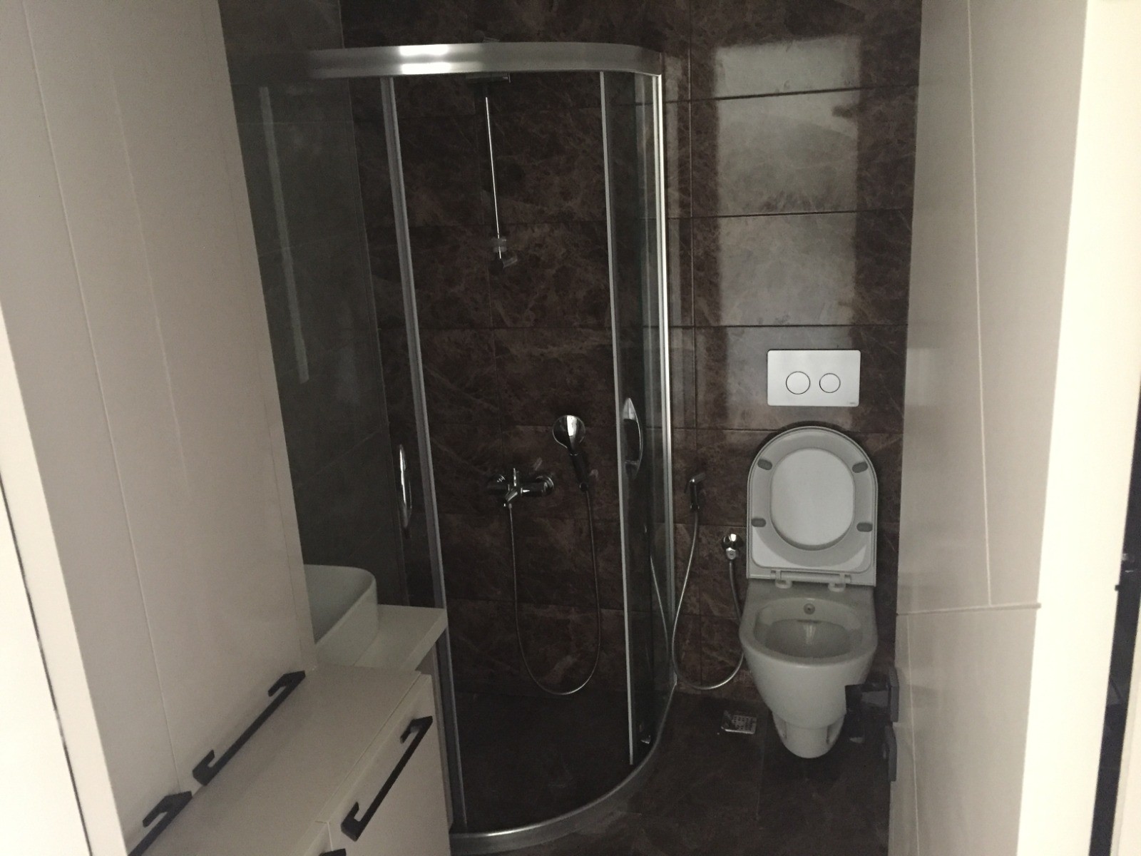 BRAND NEW 3 BEDROOMED RESIDENCE