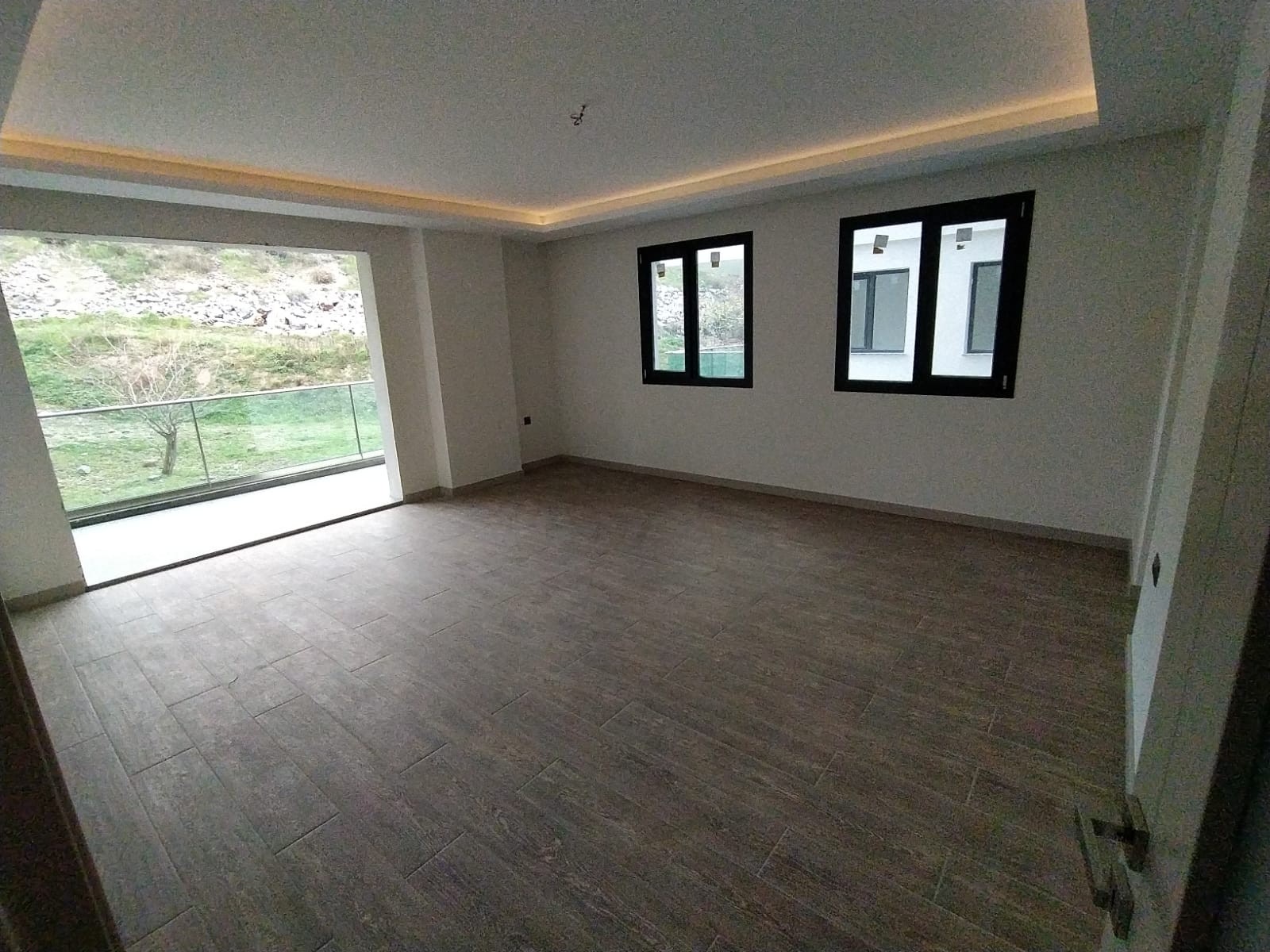 CLOSE TO THE CITY CENTER  AFFORDABLE PRICES BRAND NEW APARTMENTS