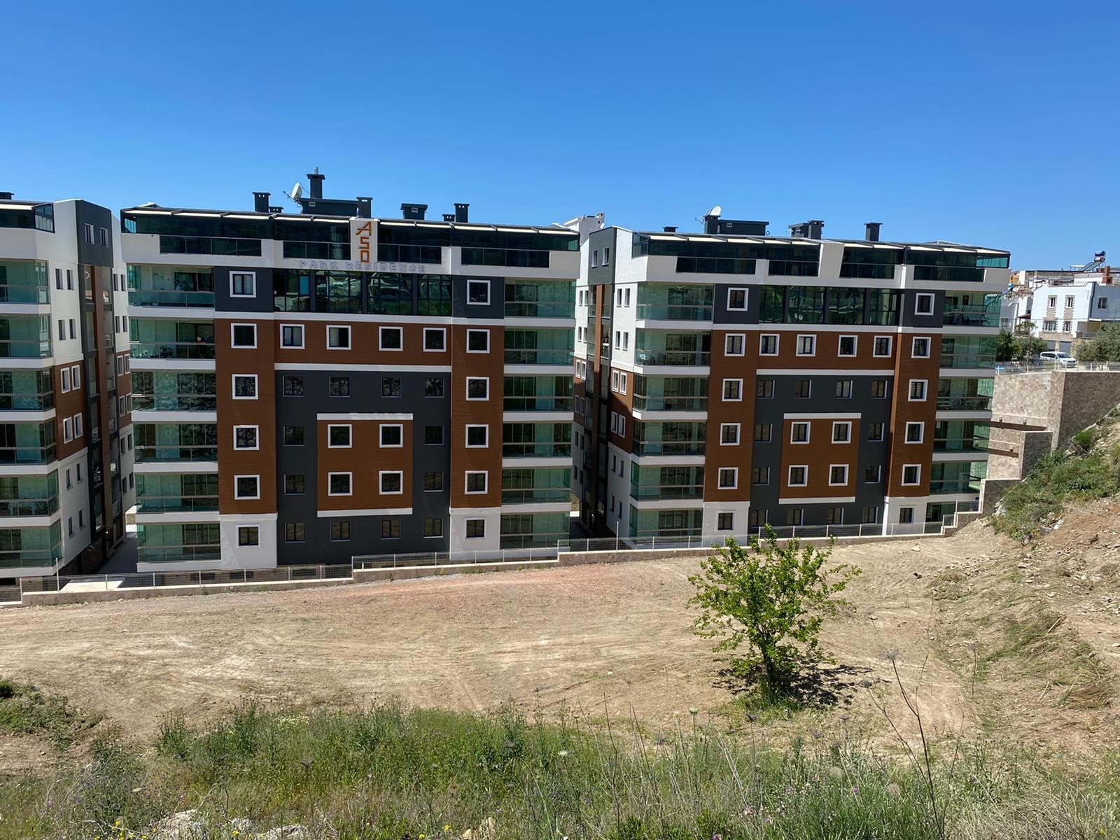 CLOSE TO THE CITY CENTER  AFFORDABLE PRICES BRAND NEW APARTMENTS