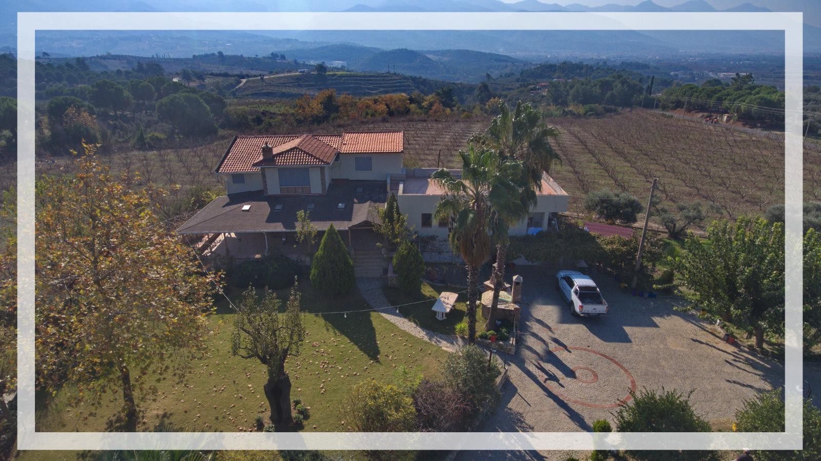 LUXURY FARM HOUSE ON PRIVATE LAND