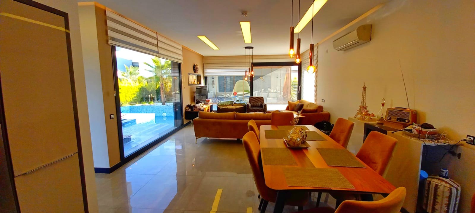 CLOSE TO THE CENTRUM LUXURY BRAND NEW VILLA