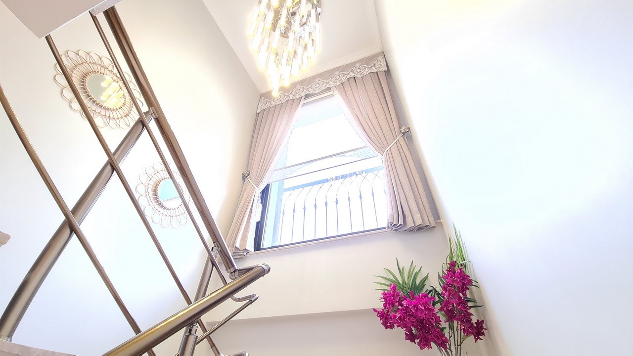 ОТДЕЛЬНАЯ ВИЛЛА НА ПЕРВОЙ БЕРЕГОВОЙ ЛИНИИ В РАЙОНЕ ДАВУТЛАР.