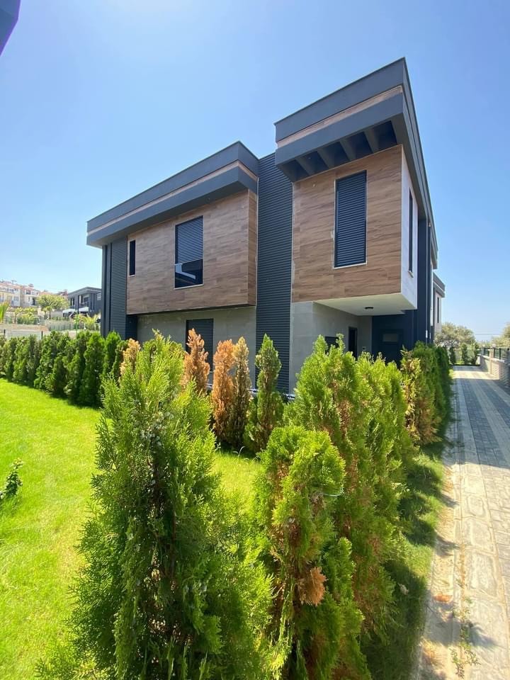 LONG  BEACH BRAND NEW  DETACHED VILLA WITH PRIVATE JACUZZI IN KUSADASI