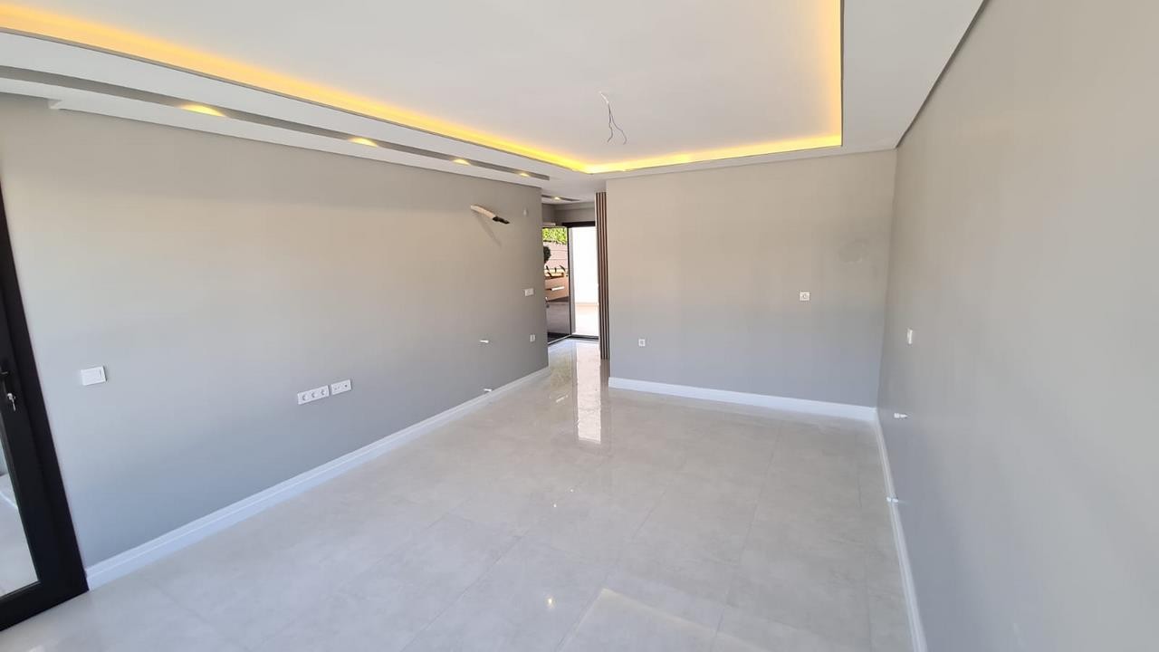 LAST OPPORTUNITIES NOT TO MISS LADIES BEACH RESIDENCE 2 BEDROOM