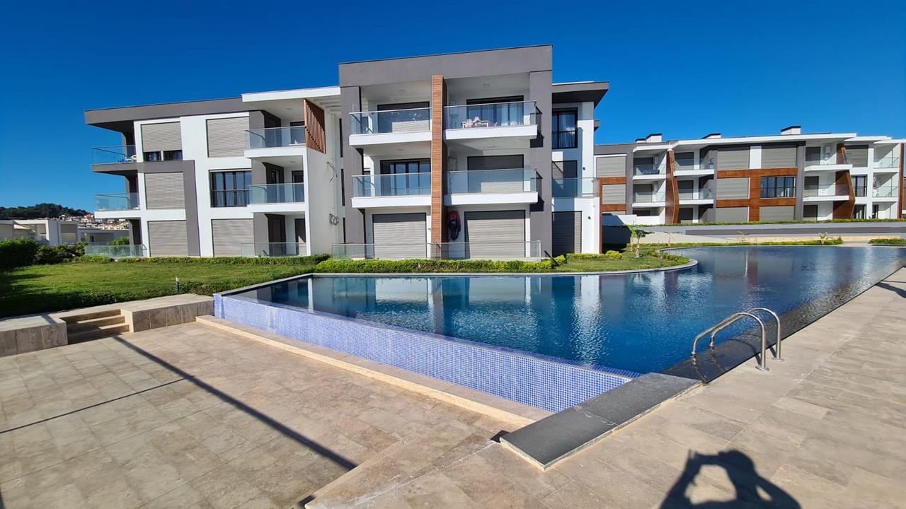 LAST OPPORTUNITIES NOT TO MISS LADIES BEACH RESIDENCE 2 BEDROOM