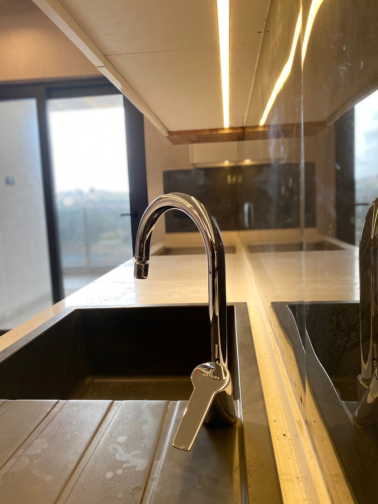 AFFORDABLE PRICE CITY CENTER BRAND NEW KEY READY RESIDENCE IN KUSADASI