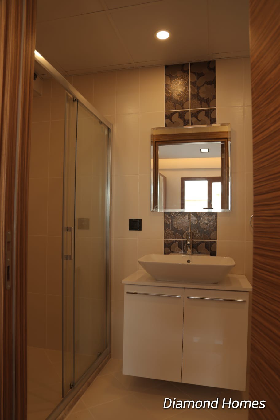 LADIES BEACH  BRAND NEW 2 BEDROOM APARTMENT FOR SALE