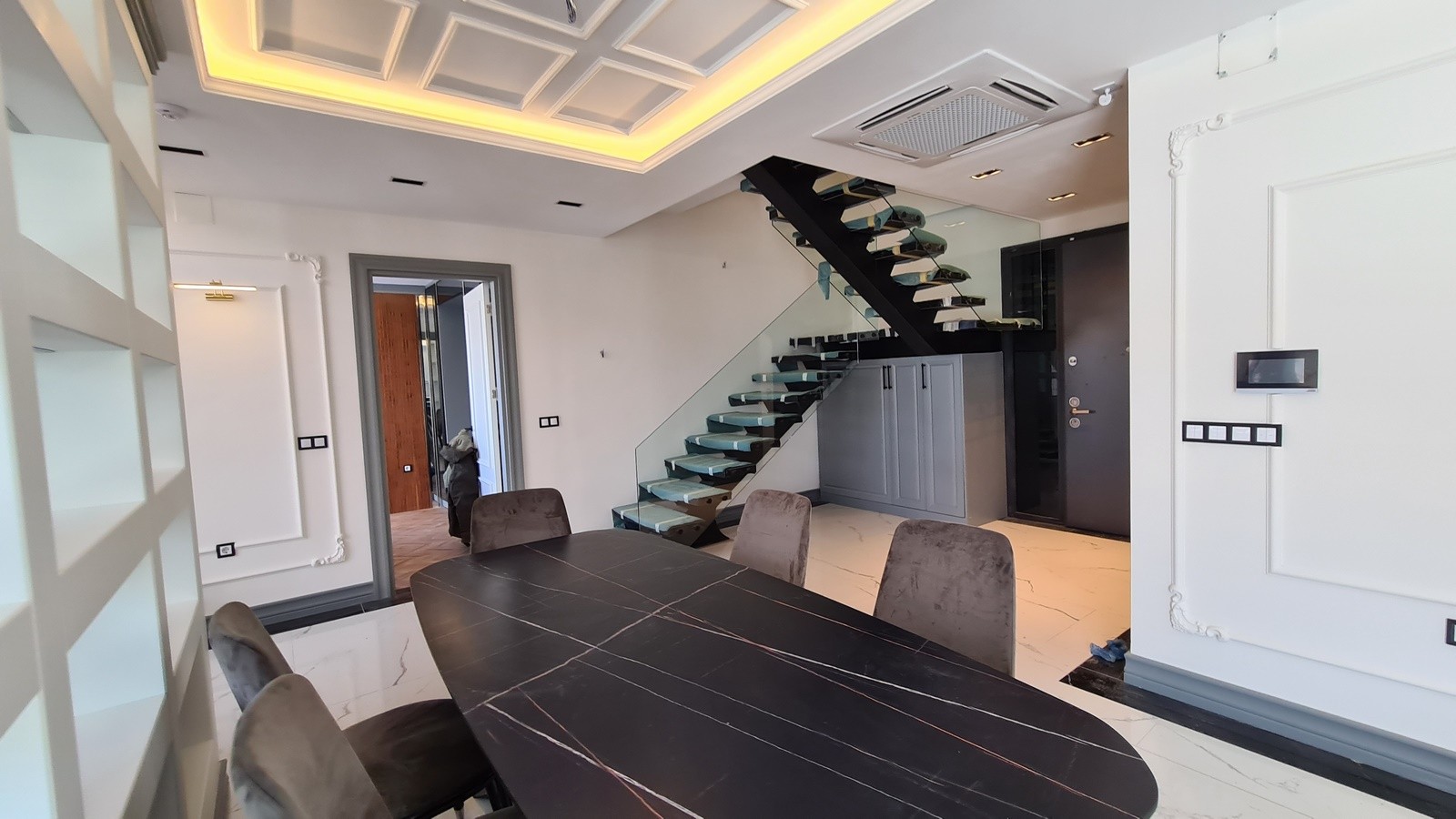 4 Bedroom Brand New Detached Villas for Sale in Kusadasi