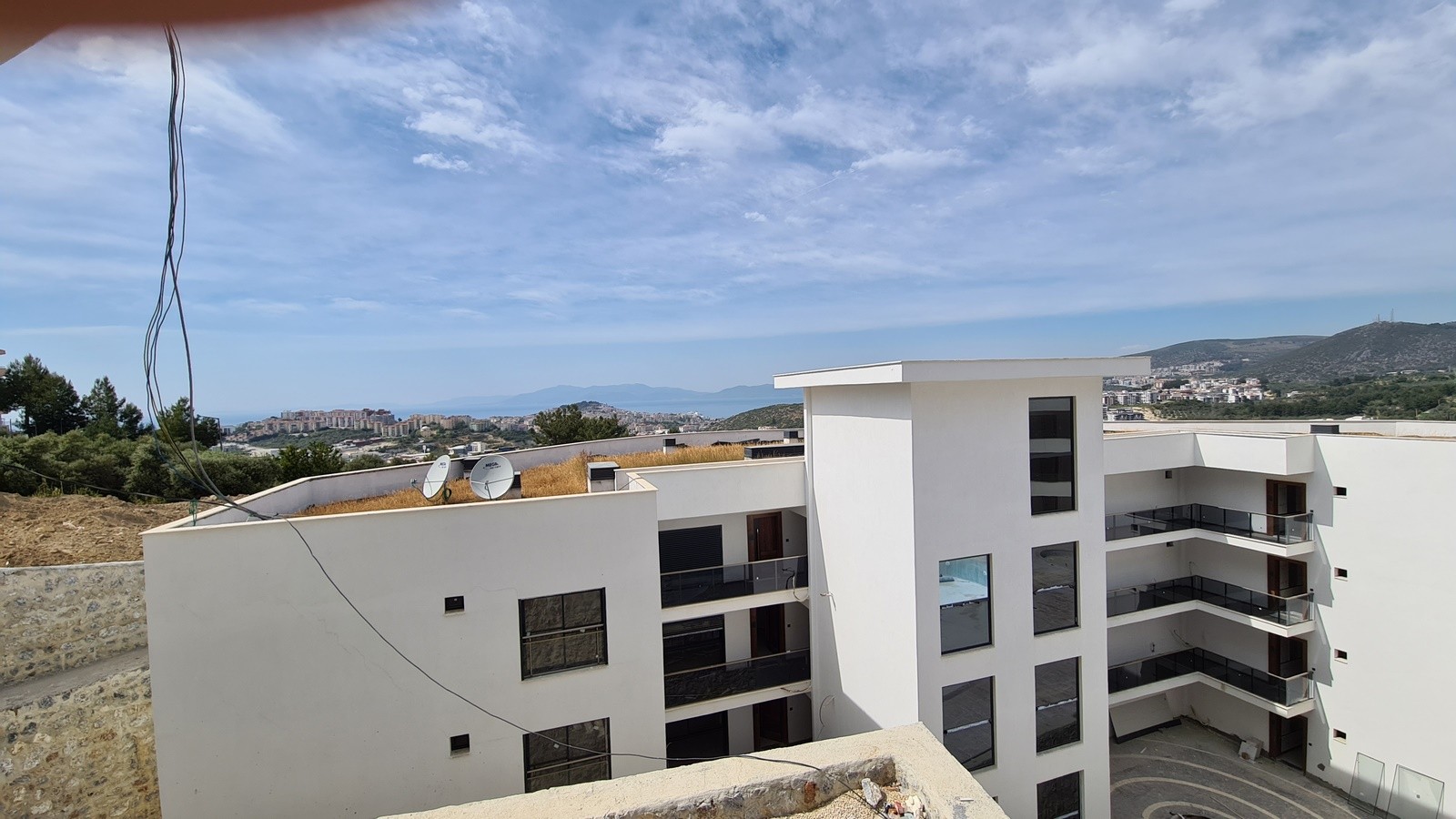 KUSADASI AN EXTRAORDINARY PROJECT 3+1  VERY CENTRAL LOCATION