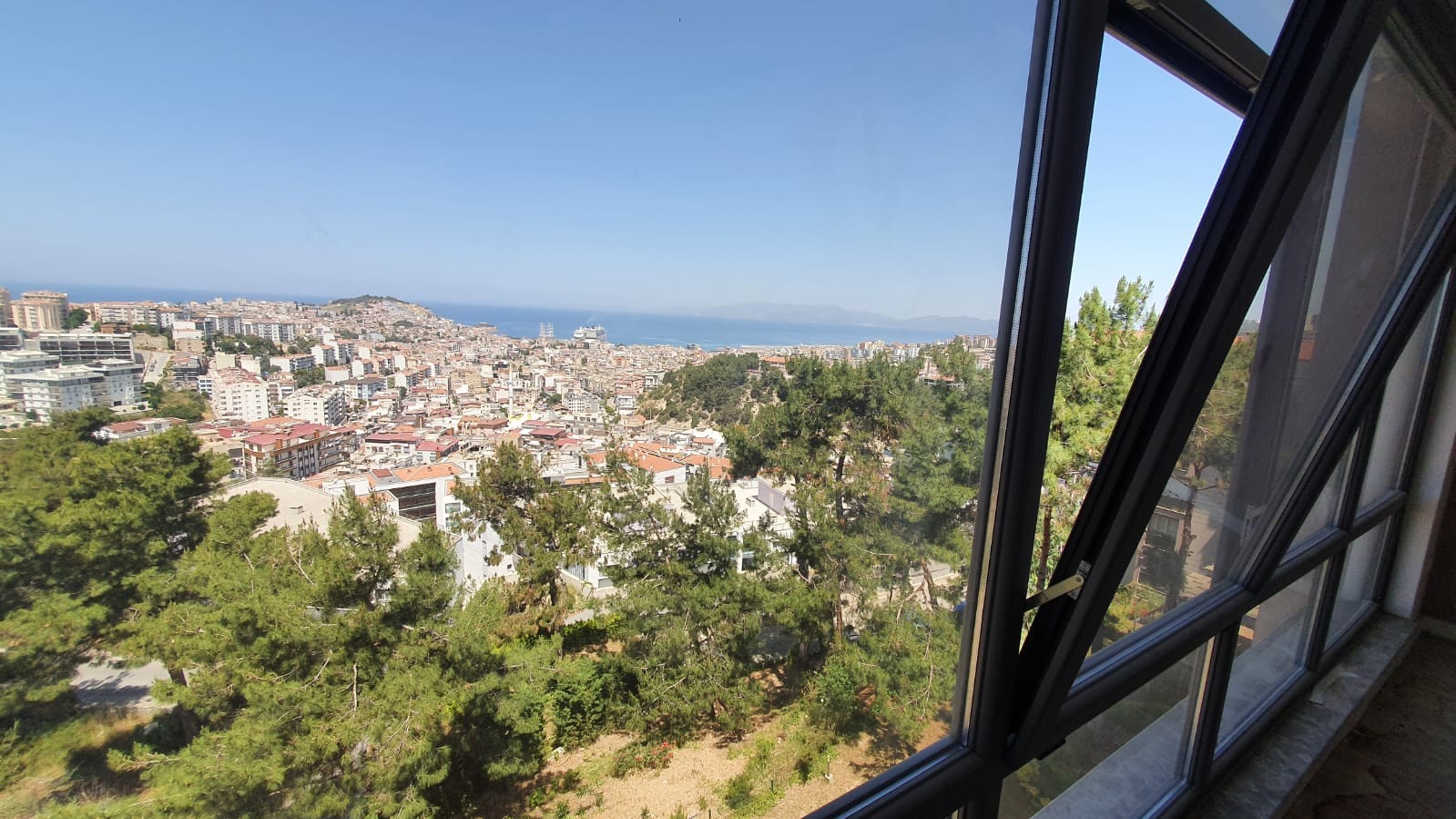 SEA VIEWED 3 BED APARTMENT FOR SALE IN KUSADASI