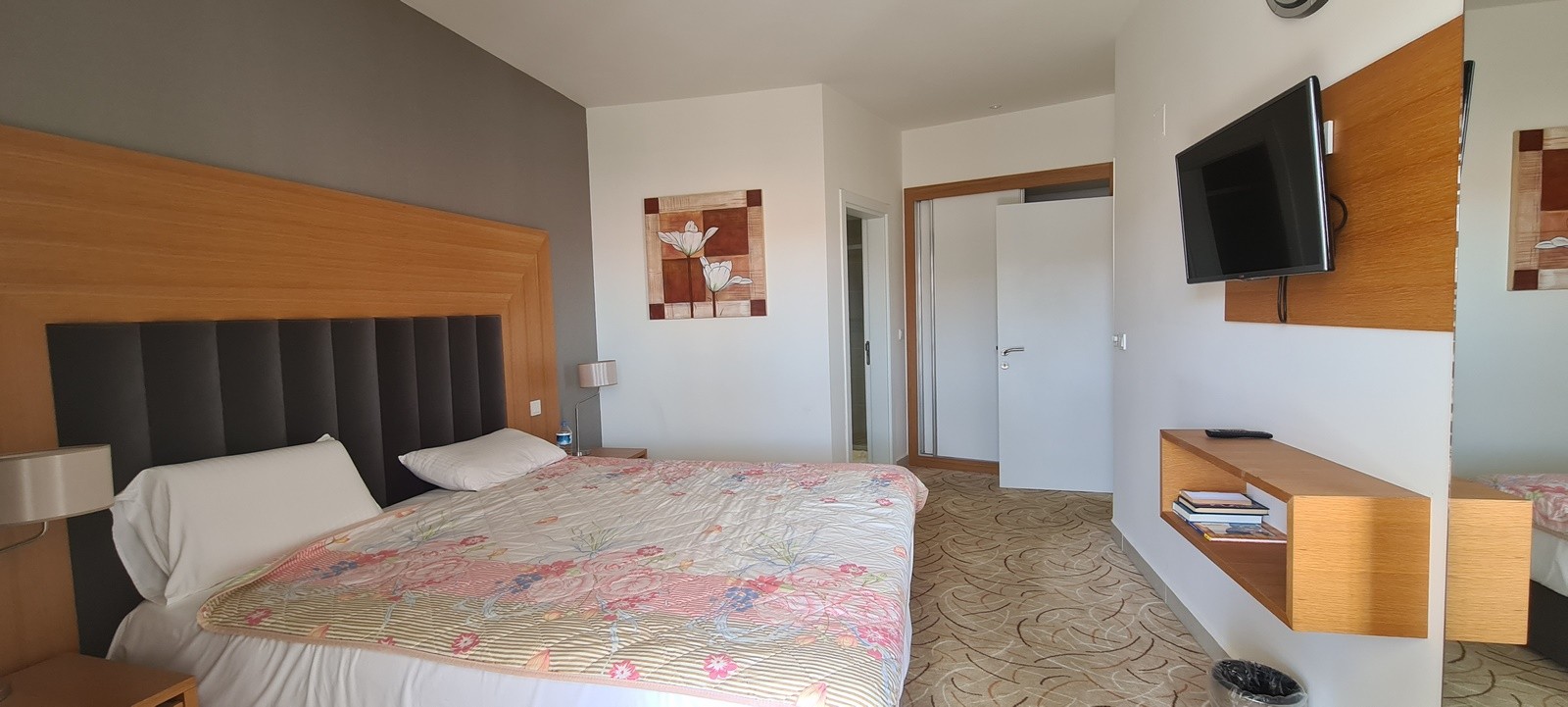 КВАРТИРА 1+1 В RAMADA RESORT В КУШАДАСЫ.