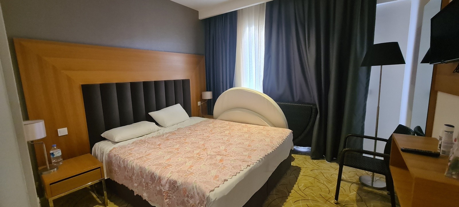 КВАРТИРА 1+1 В RAMADA RESORT В КУШАДАСЫ.