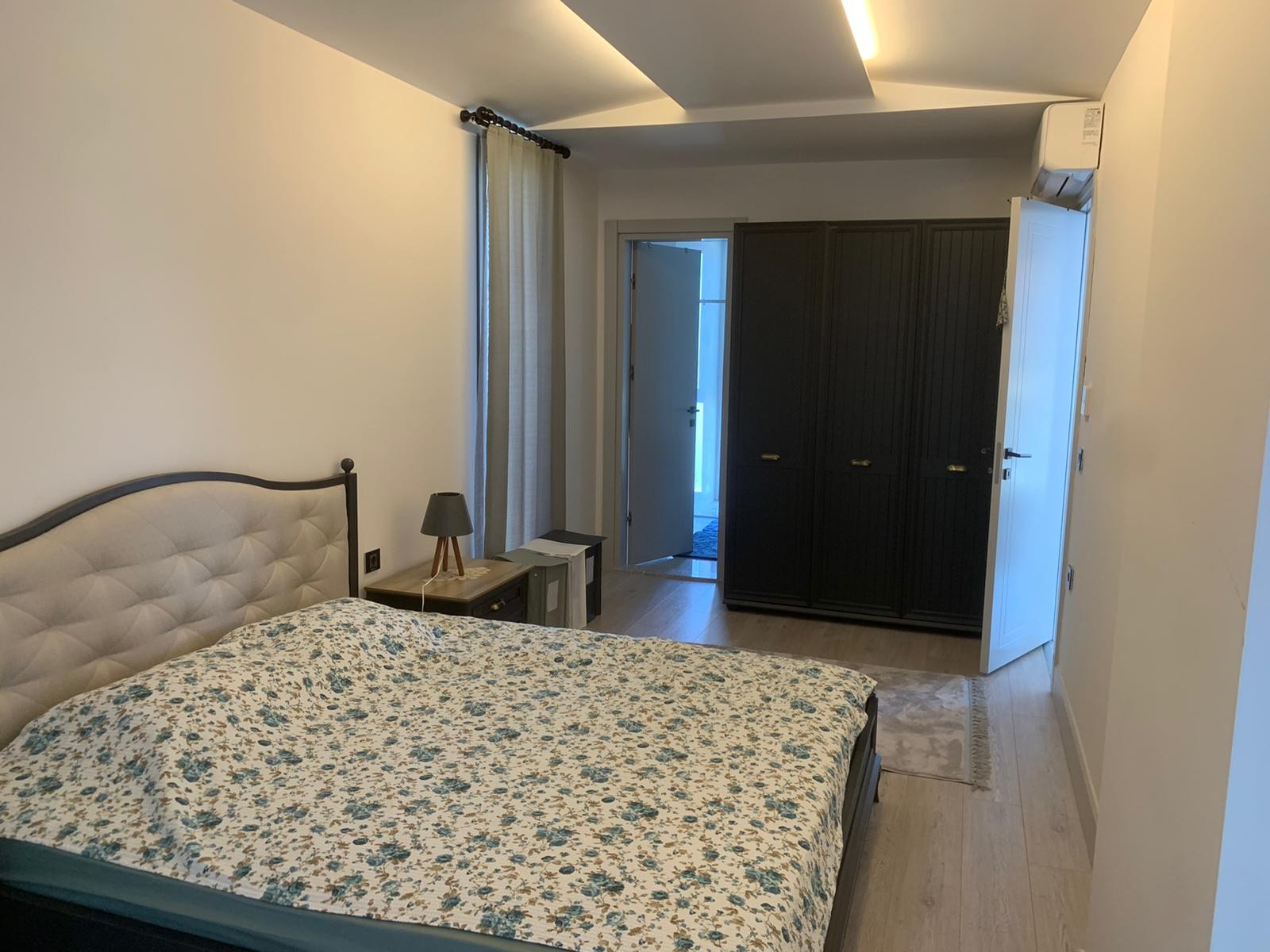 РОСКОШНАЯ ОТДЕЛЬНАЯ ВИЛЛА С ЧАСТНЫМ БАССЕЙНОМ В КУШАДАСЫ.