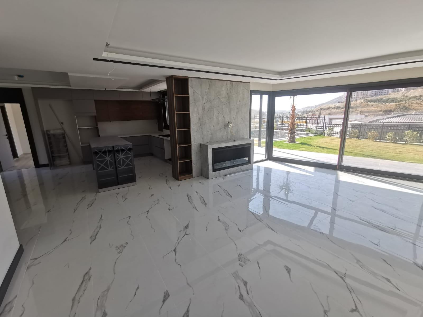 ЭЛИТНАЯ ВИЛЛА НА ПРОДАЖУ В КУШАДАСЫ.