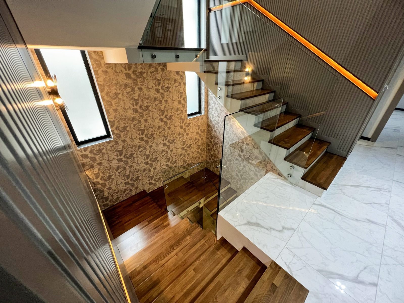 LUX PREMIUM QUALITY PRIVA VILLA'S IN TOWN CLOSE TO THE MALL & SEASIDE KUSADASİ