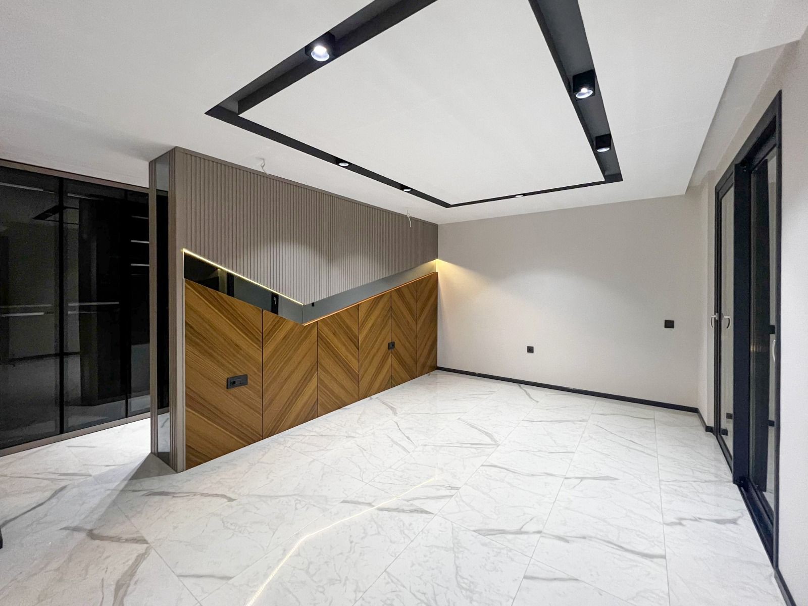 LUX PREMIUM QUALITY PRIVA VILLA'S IN TOWN CLOSE TO THE MALL & SEASIDE KUSADASİ