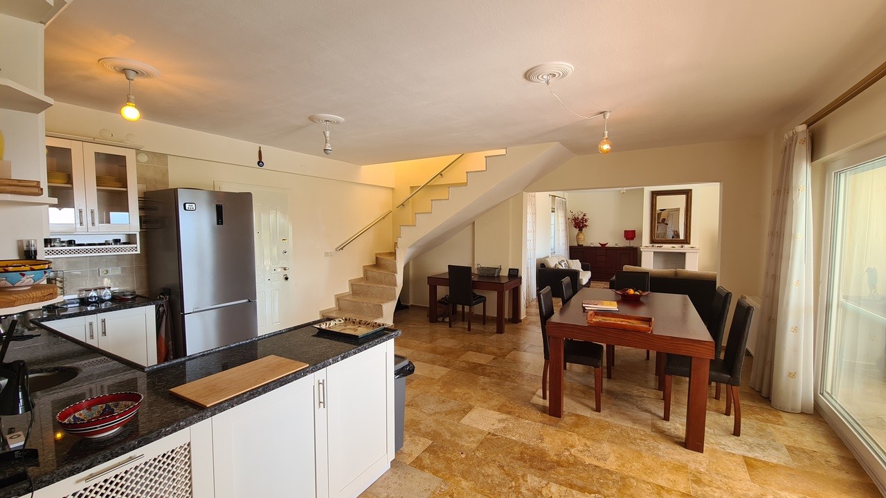 A magnificent villa in Kuşadası, offering both the tranquility of nature and close proximity to the city center.