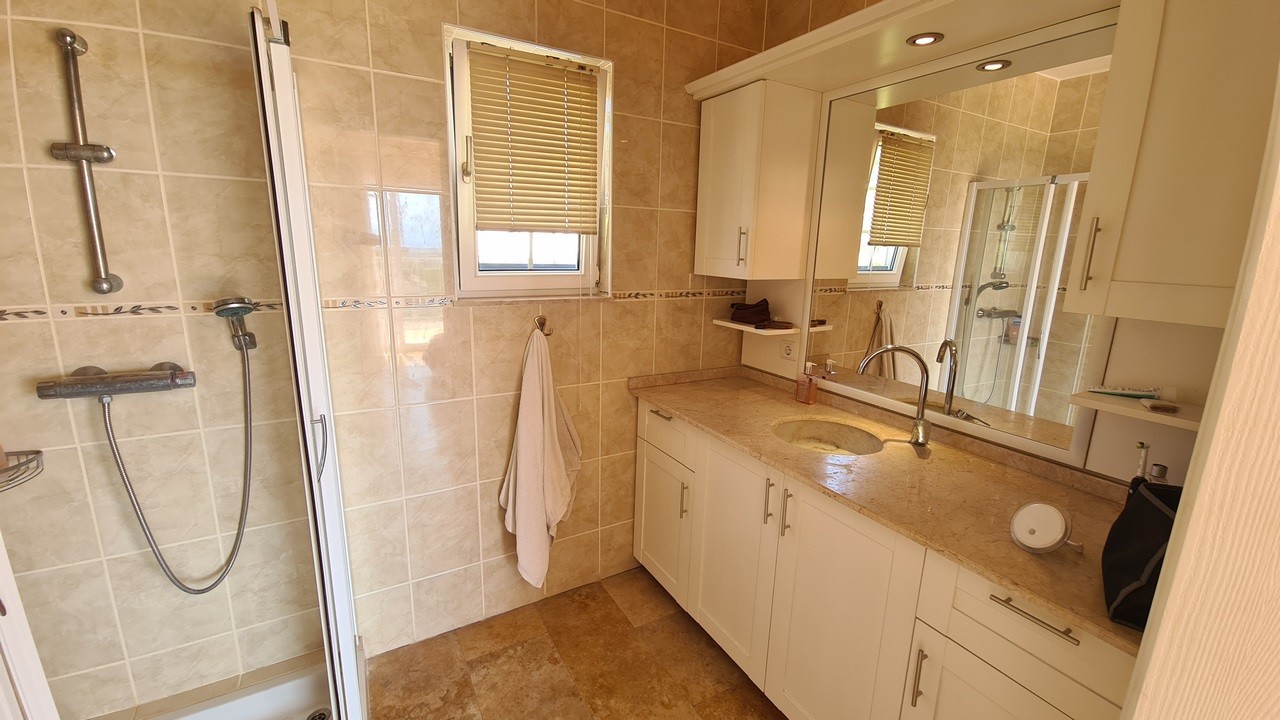 A magnificent villa in Kuşadası, offering both the tranquility of nature and close proximity to the city center.