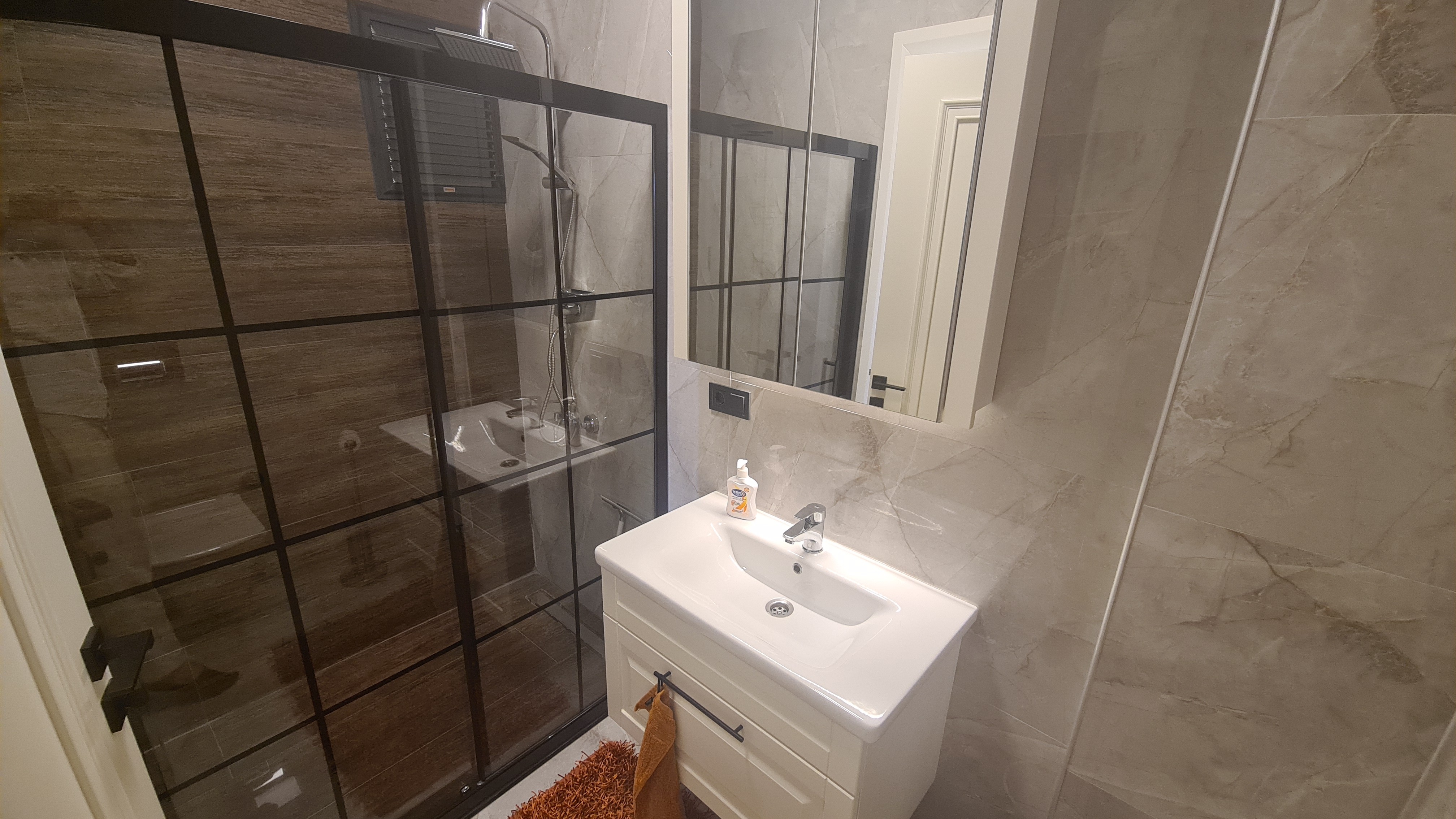 КОМФОРТНЫЕ АПАРТАМЕНТЫ 3+1 В ЖИЛОМ КОМПЛЕКСЕ С БАССЕЙНОМ В КУШАДАСЫ.