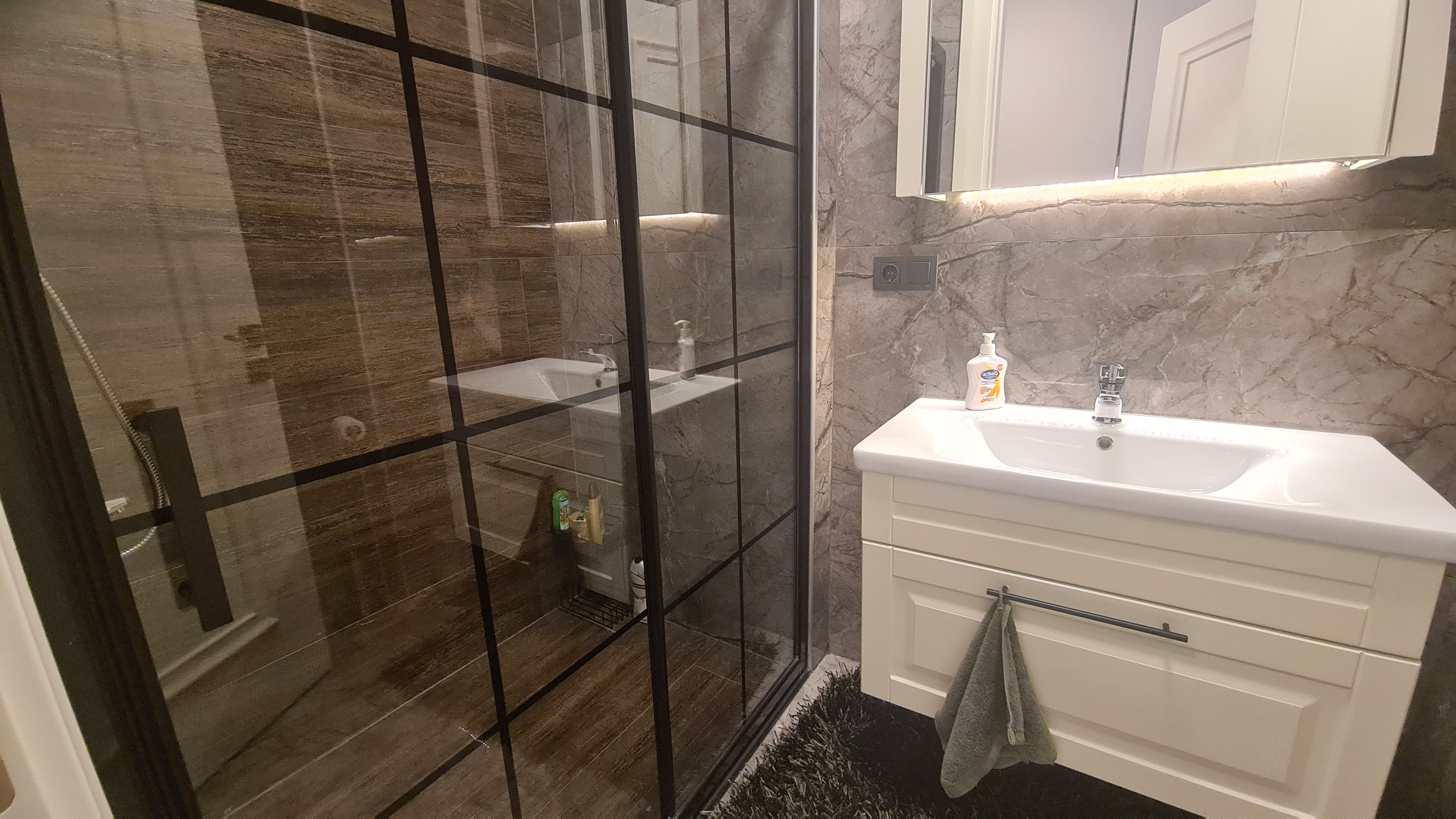 КОМФОРТНЫЕ АПАРТАМЕНТЫ 3+1 В ЖИЛОМ КОМПЛЕКСЕ С БАССЕЙНОМ В КУШАДАСЫ.