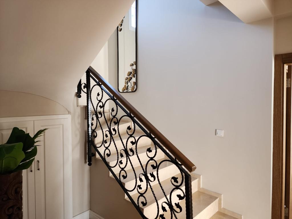 ВЕЛИКОЛЕПНЫЙ ФЕРМЕРСКИЙ ДОМ С ВИДОМ НА МОРЕ И ПРИРОДУ В КУШАДАСЫ.