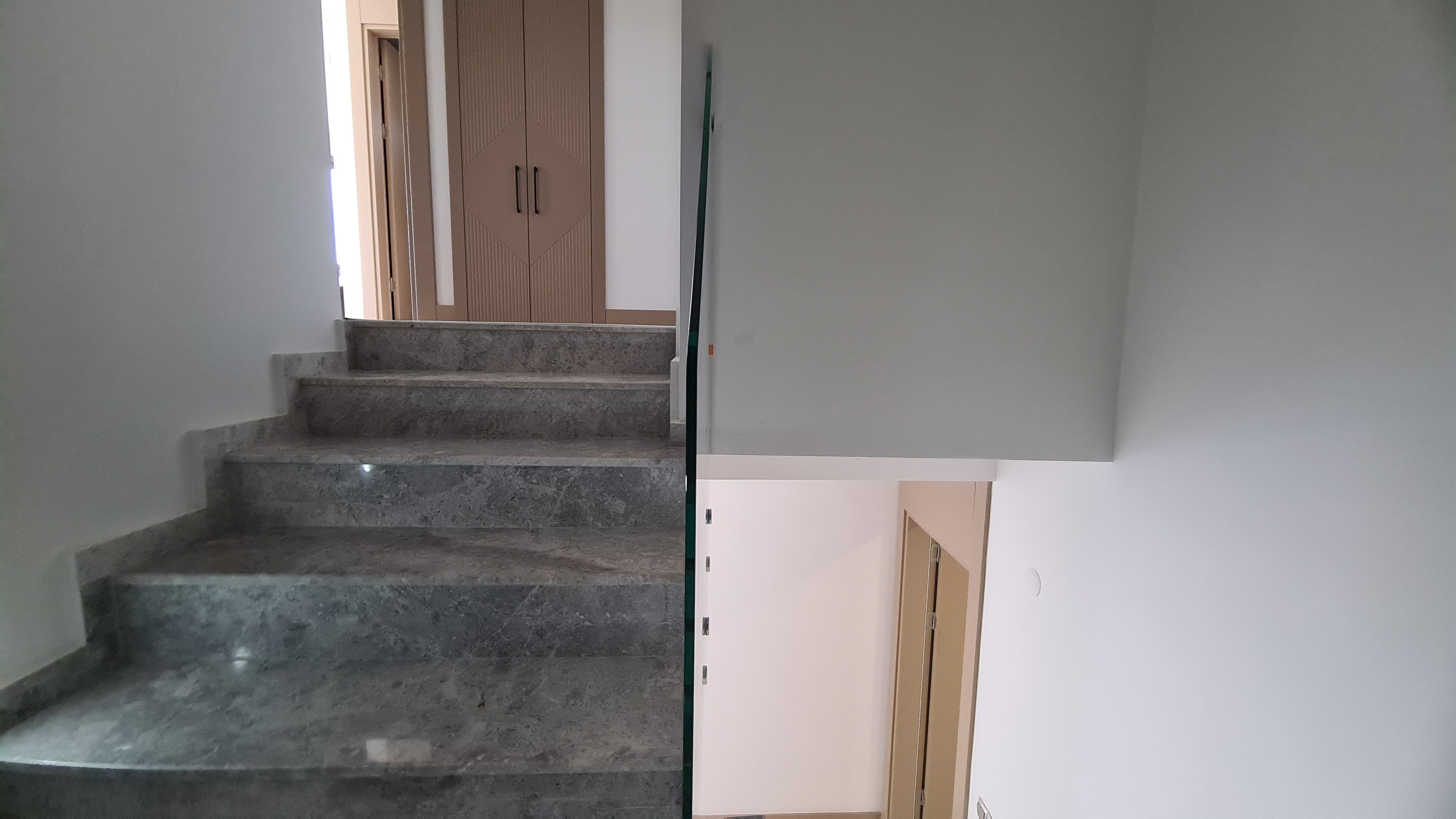 ОТДЕЛЬНАЯ ВИЛЛА С ЧАСТНЫМ БАССЕЙНОМ В КУШАДАСЫ.