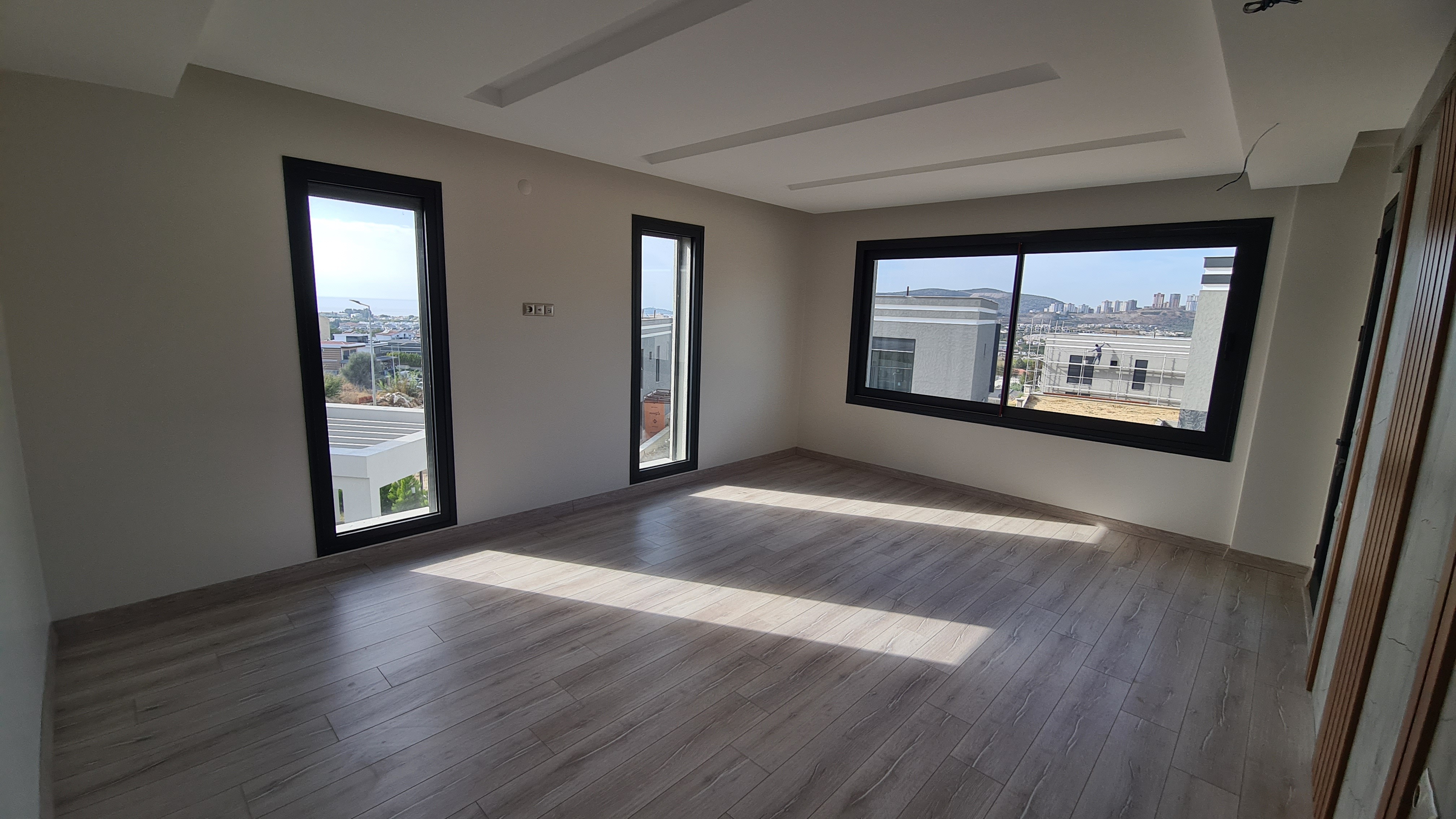 ОТДЕЛЬНАЯ ВИЛЛА С ЧАСТНЫМ БАССЕЙНОМ В КУШАДАСЫ.