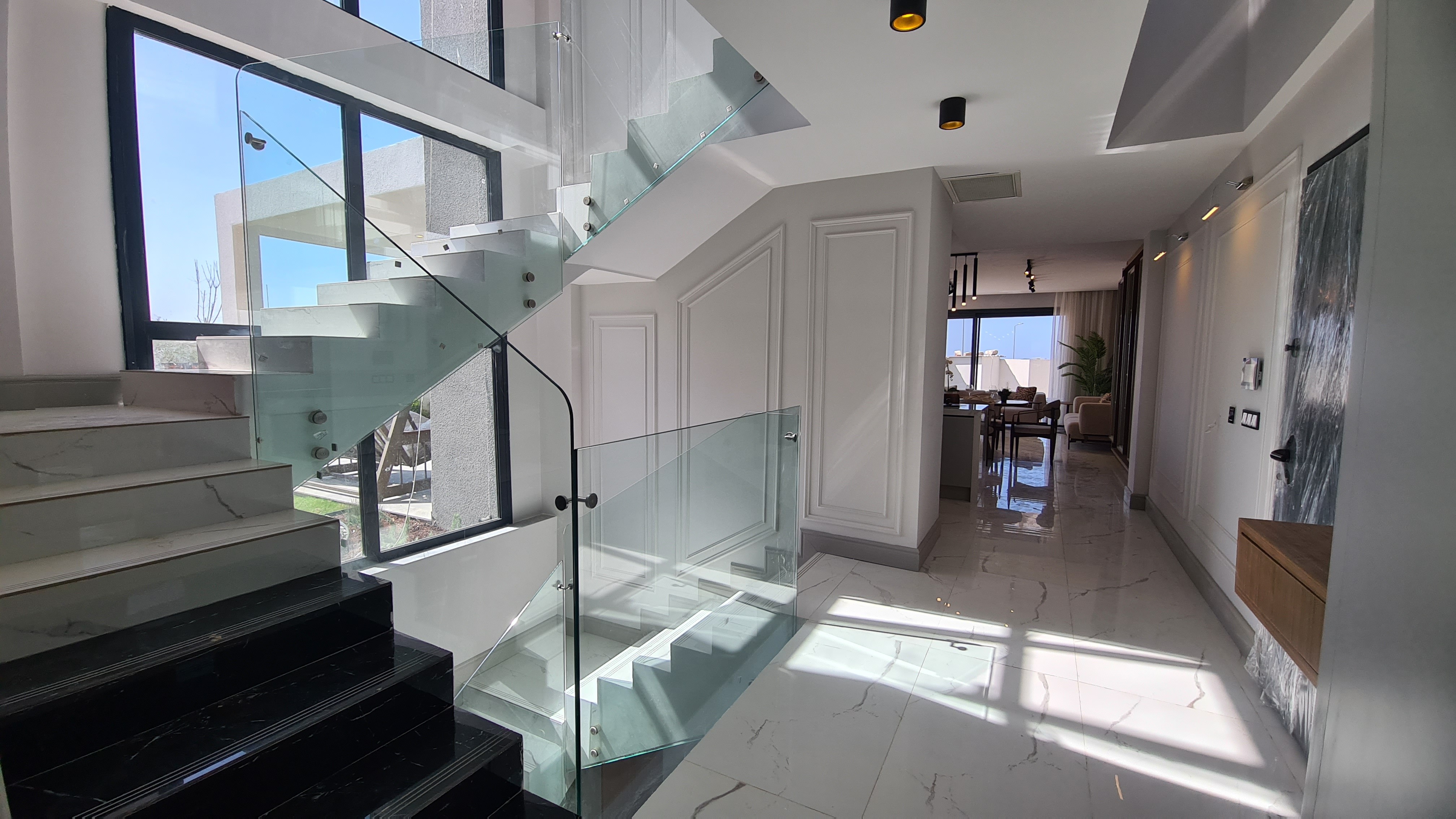 ОТДЕЛЬНАЯ ВИЛЛА С ВИДОМ НА МОРЕ В КУШАДАСЫ.