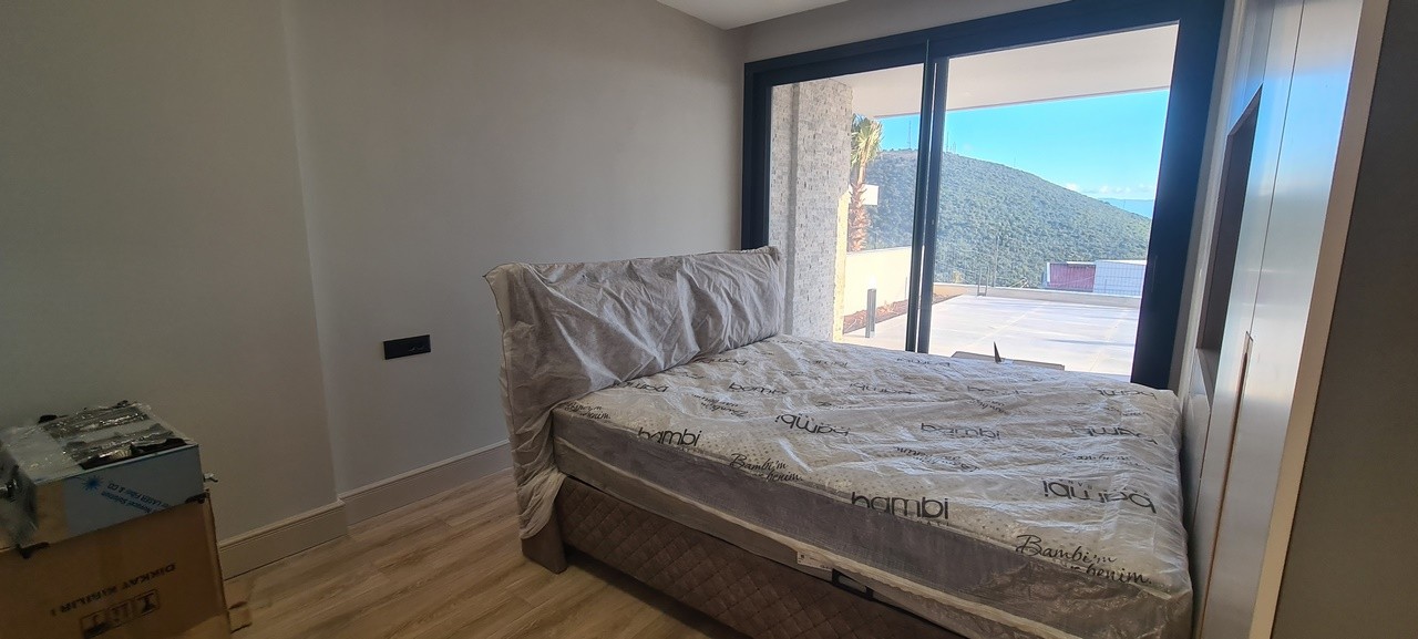 HOT OFFER ! KUSADASI MARINA PRIME LOCATION LUXURY VILLA'S PROJECT