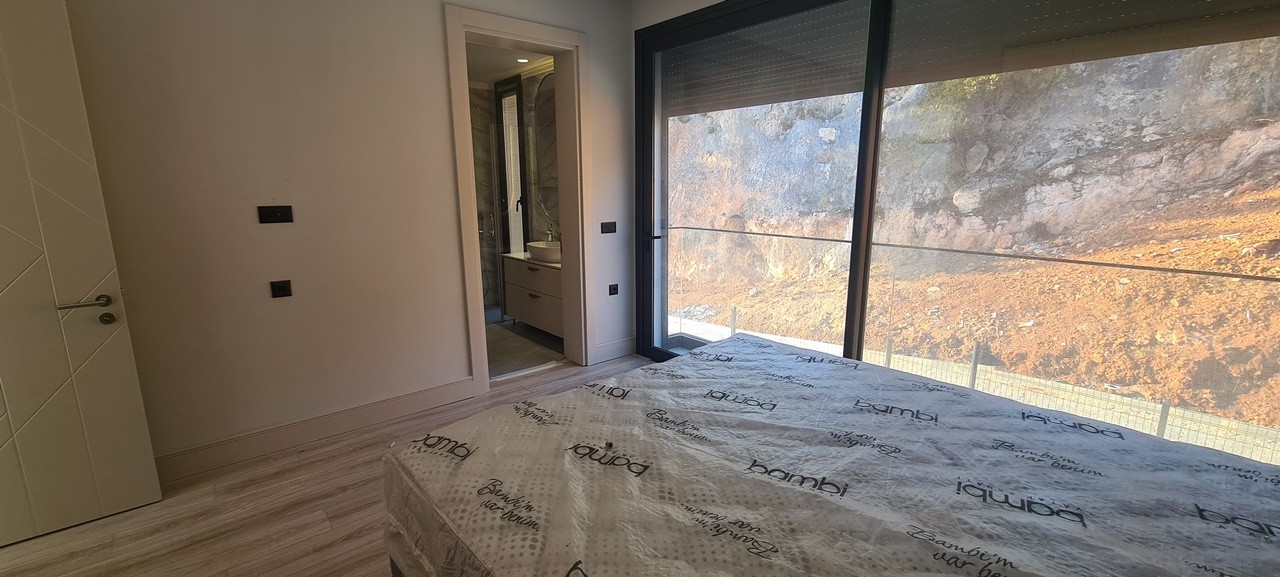 HOT OFFER ! KUSADASI MARINA PRIME LOCATION LUXURY VILLA'S PROJECT