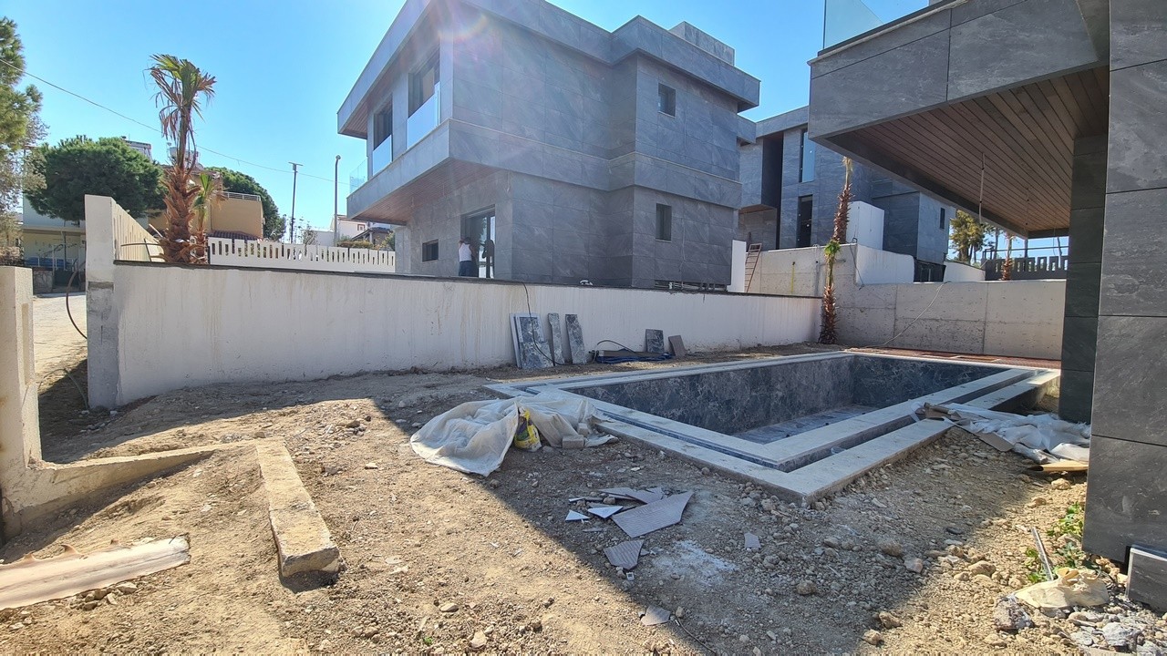 GREEN BEACH BEACH FRONT VILLAS FROM OFF-PLAN STUNNING LOCATION