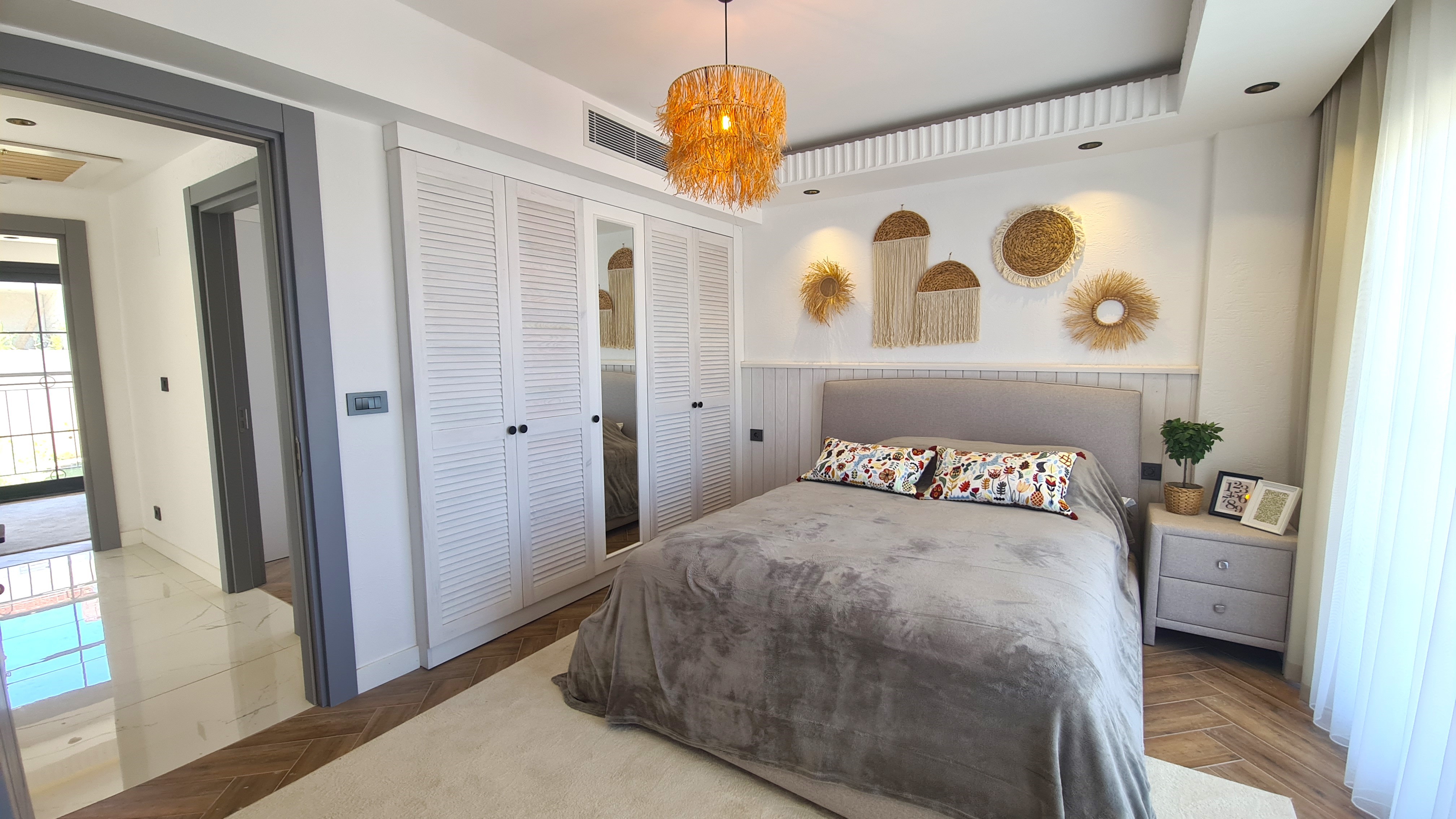 Country Style Semi-Detached Villa For Sale