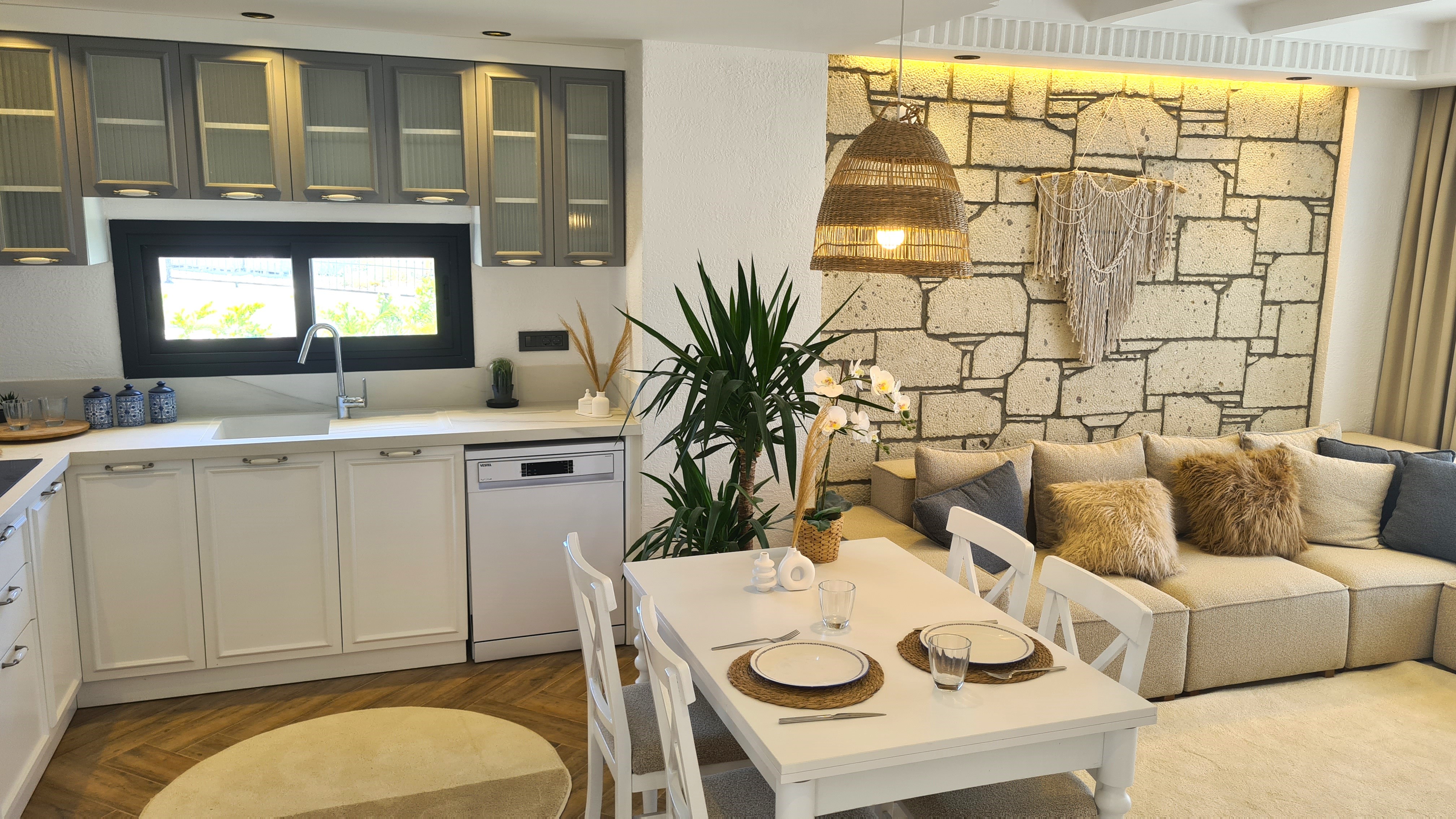 Country Style Semi-Detached Villa For Sale