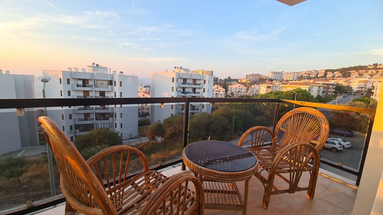 Aparment For Sale in City Center Just Opposite Marina